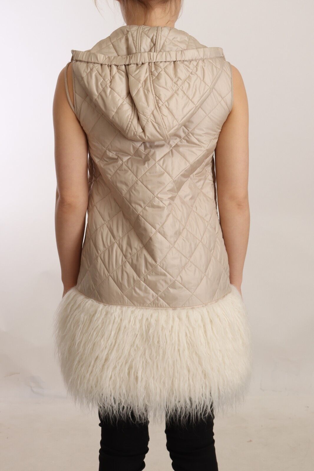 Ermanno Scervino Beige Hooded Quilted Sleeveless Jacket