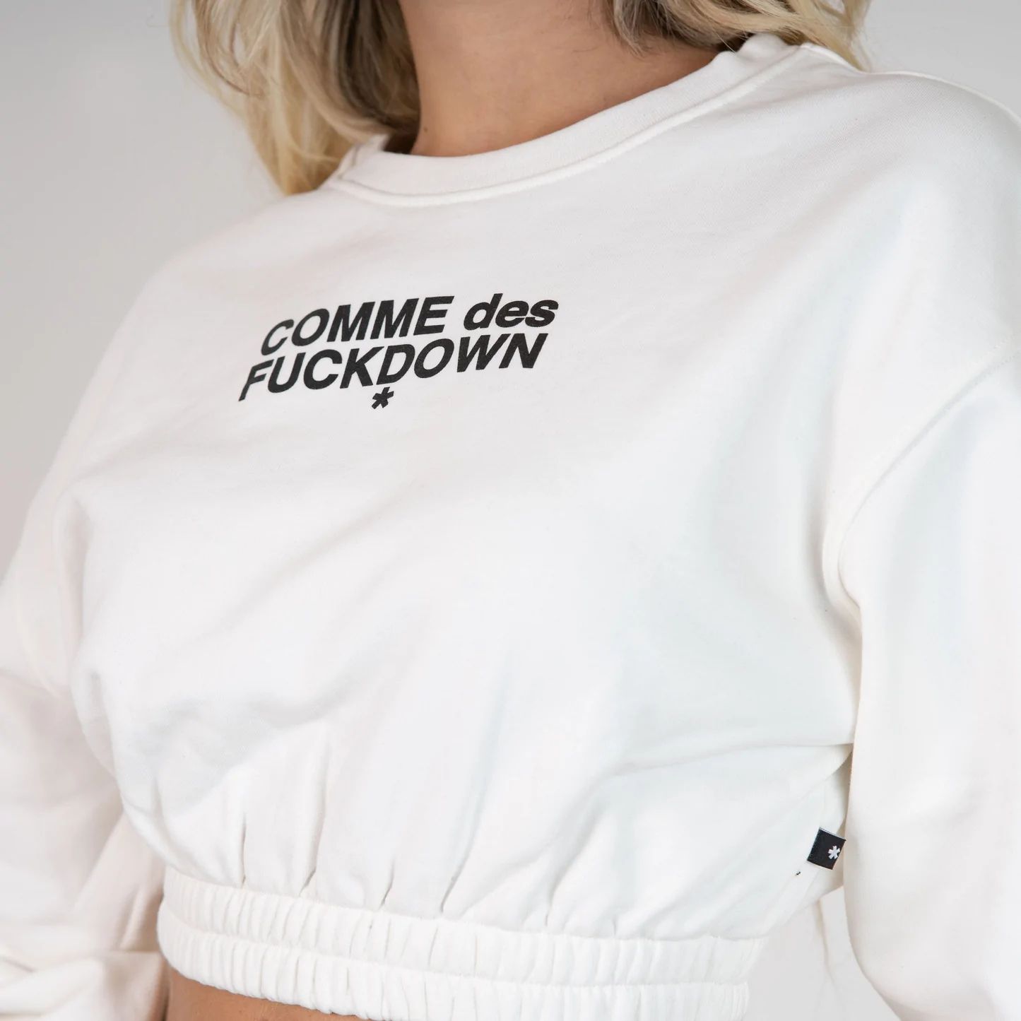 Comme Des Fuckdown Elevated Casual White Crewneck Sweatshirt