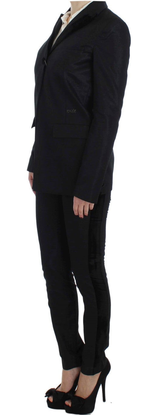 Exte Elegant Three-Piece Black Pants Suit