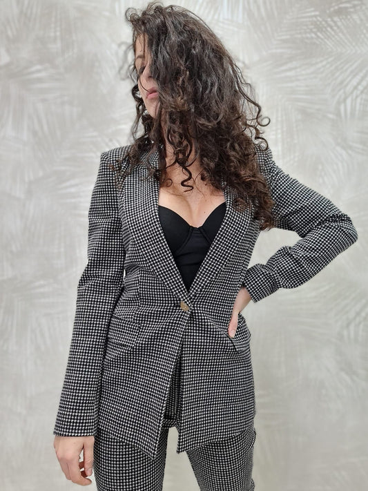 Liu Jo Chic Houndstooth Patterned Blazer with Gold Accents