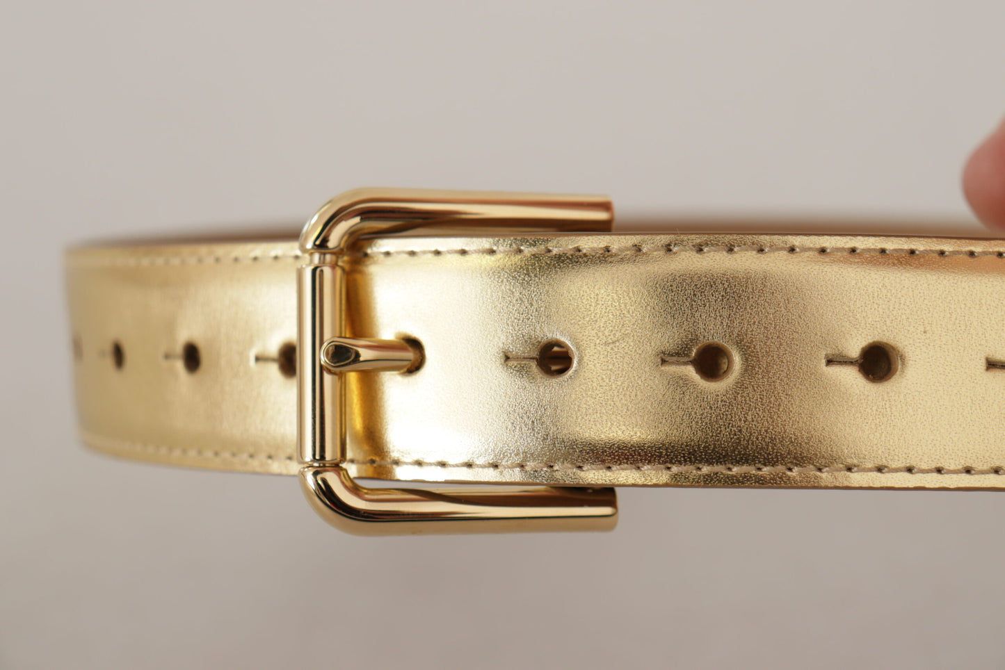 Dolce & Gabbana Elegant Gold Leather Belt with Logo Buckle