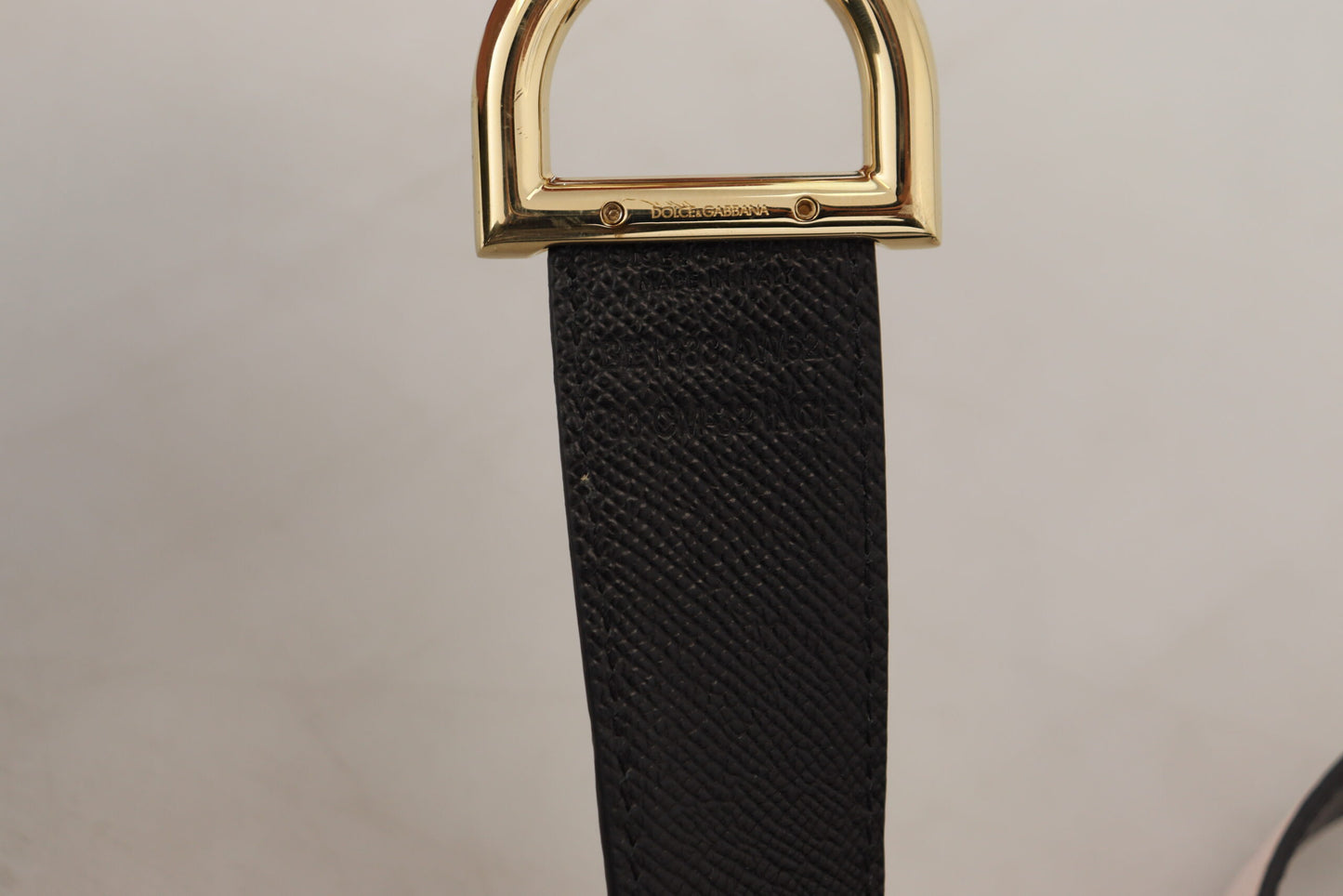 Dolce & Gabbana Elegant Beige Leather Belt with Metal Logo Buckle