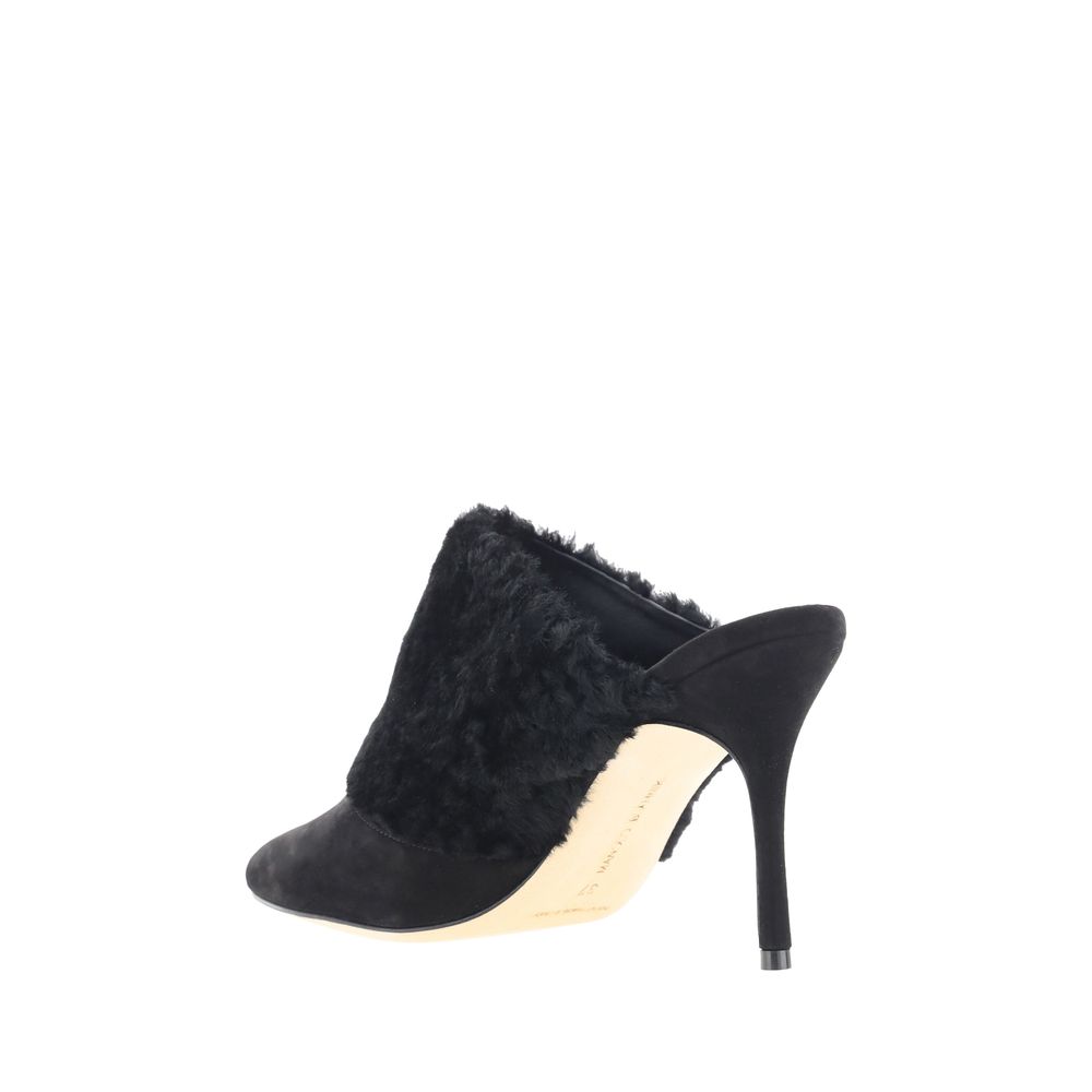 Manolo Blahnik Pelos Fabio Pumps